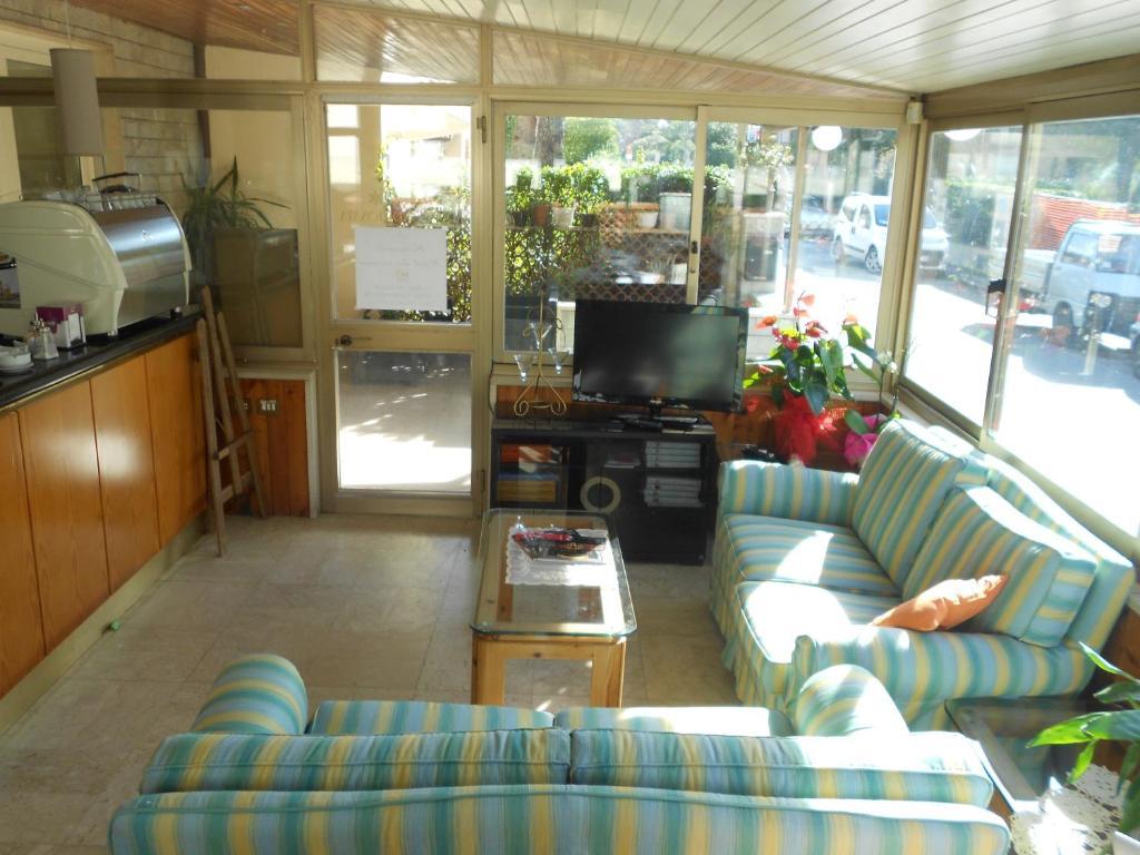 Hotel Ristorante La Terrazza Lido di Camaiore Exteriör bild
